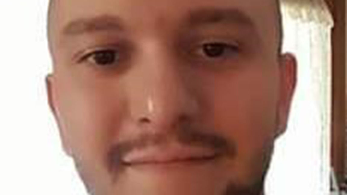 Dustin William Mossman, 26, Arnold